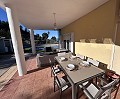 Magnifique villa avec piscine et vue sur la montagne à Petrer in Alicante Dream Homes API 1122
