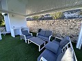 Magnifique villa avec piscine et vue sur la montagne à Petrer in Alicante Dream Homes API 1122