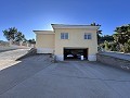 Magnifique villa avec piscine et vue sur la montagne à Petrer in Alicante Dream Homes API 1122