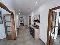 Magnifique villa avec piscine et vue sur la montagne à Petrer in Alicante Dream Homes API 1122