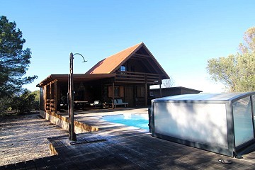 Cabaña de madera de 3 habitaciones