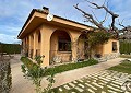 Unglaubliche 3-Schlafzimmer-Villa in Sax in Alicante Dream Homes API 1122