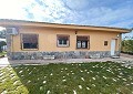 Unglaubliche 3-Schlafzimmer-Villa in Sax in Alicante Dream Homes API 1122