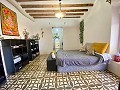 Großes schönes Haus in einem Weiler in Yecla in Alicante Dream Homes API 1122