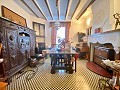Großes schönes Haus in einem Weiler in Yecla in Alicante Dream Homes API 1122