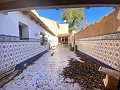 Großes schönes Haus in einem Weiler in Yecla in Alicante Dream Homes API 1122
