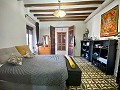 Großes schönes Haus in einem Weiler in Yecla in Alicante Dream Homes API 1122