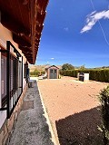 Schöne Villa in Yecla in Alicante Dream Homes API 1122