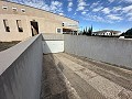 Geweldig modern herenhuis in Yecla in Alicante Dream Homes API 1122
