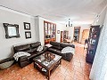 Belle maison de campagne avec piscine à Almansa in Alicante Dream Homes API 1122
