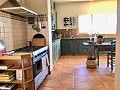 Exclusieve off-grid villa op de top van de berg in Villena in Alicante Dream Homes API 1122