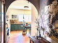 Exclusieve off-grid villa op de top van de berg in Villena in Alicante Dream Homes API 1122