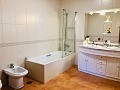Exclusieve off-grid villa op de top van de berg in Villena in Alicante Dream Homes API 1122