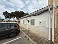 Schönes renoviertes Stadthaus mit 4 Schlafzimmern und 2 Bädern in Pinoso in Alicante Dream Homes API 1122