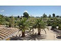 Atemberaubend Villa mit 6 Schlafzimmern und 4 Bädern in Yecla. in Alicante Dream Homes API 1122