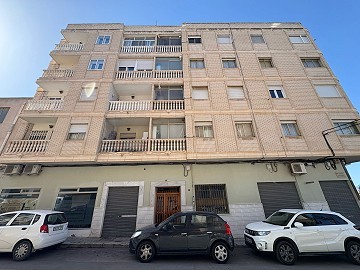 Lovely prime location reformed apartment in Petrer