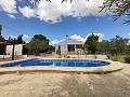 Prachtige villa met 4 slaapkamers en 2 badkamers in Alicante Dream Homes API 1122