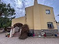 Maison de campagne confortable avec piscine à Sax in Alicante Dream Homes API 1122