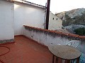 4 Schlafzimmer, 2-stöckiges Stadthaus in Ayora in Alicante Dream Homes API 1122