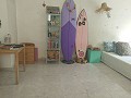 4 Schlafzimmer, 2-stöckiges Stadthaus in Ayora in Alicante Dream Homes API 1122