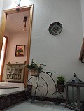 4 Schlafzimmer, 2-stöckiges Stadthaus in Ayora in Alicante Dream Homes API 1122
