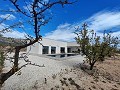 Schöne Neubauvilla mit 3 Schlafzimmern und 2 Bädern in Aspe in Alicante Dream Homes API 1122