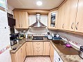 4-Schlafzimmer-Wohnung im ersten Stock mit Aufzug in Elda in Alicante Dream Homes API 1122
