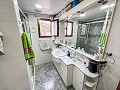 4-Schlafzimmer-Wohnung im ersten Stock mit Aufzug in Elda in Alicante Dream Homes API 1122