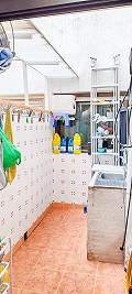 4-Schlafzimmer-Wohnung im ersten Stock mit Aufzug in Elda in Alicante Dream Homes API 1122
