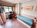 4-Schlafzimmer-Wohnung im ersten Stock mit Aufzug in Elda in Alicante Dream Homes API 1122