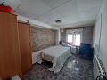 Belle villa de 5 chambres et 1 salle de bain près de la ville de Sax in Alicante Dream Homes API 1122