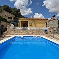 Prachtig landhuis met 3 slaapkamers en 1 badkamer in Yecla. in Alicante Dream Homes API 1122