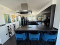 Instapklare moderne villa met 5 slaapkamers in Sax, Alicante in Alicante Dream Homes API 1122