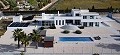 Instapklare moderne villa met 5 slaapkamers in Sax, Alicante in Alicante Dream Homes API 1122