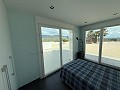 Instapklare moderne villa met 5 slaapkamers in Sax, Alicante in Alicante Dream Homes API 1122