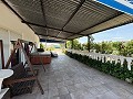 Bezugsfertige moderne Villa mit 5 Schlafzimmern und Pool in Sax, Alicante in Alicante Dream Homes API 1122