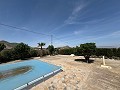 Bezugsfertige moderne Villa mit 5 Schlafzimmern und Pool in Sax, Alicante in Alicante Dream Homes API 1122