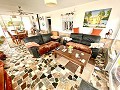 Bezugsfertige moderne Villa mit 5 Schlafzimmern und Pool in Sax, Alicante in Alicante Dream Homes API 1122