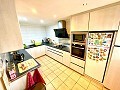 Bezugsfertige moderne Villa mit 5 Schlafzimmern und Pool in Sax, Alicante in Alicante Dream Homes API 1122
