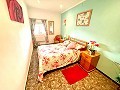 Bezugsfertige moderne Villa mit 5 Schlafzimmern und Pool in Sax, Alicante in Alicante Dream Homes API 1122