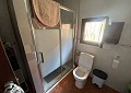 Landhaus mit 3 Schlafzimmern, einem Apartment im Nebengebäude mit 2 Schlafzimmern und einem Studio mit 1 Schlafzimmer in Sax. in Alicante Dream Homes API 1122