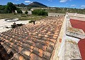 Landhaus mit 3 Schlafzimmern, einem Apartment im Nebengebäude mit 2 Schlafzimmern und einem Studio mit 1 Schlafzimmer in Sax. in Alicante Dream Homes API 1122