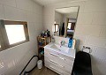 Landhaus mit 3 Schlafzimmern, einem Apartment im Nebengebäude mit 2 Schlafzimmern und einem Studio mit 1 Schlafzimmer in Sax. in Alicante Dream Homes API 1122