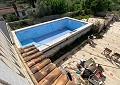 Landhaus mit 3 Schlafzimmern, einem Apartment im Nebengebäude mit 2 Schlafzimmern und einem Studio mit 1 Schlafzimmer in Sax. in Alicante Dream Homes API 1122