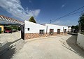 Finca de 4 chambres avec piscine et joli jardin à 10 minutes à pied de la ville de Sax in Alicante Dream Homes API 1122
