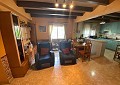 Finca de 4 chambres avec piscine et joli jardin à 10 minutes à pied de la ville de Sax in Alicante Dream Homes API 1122