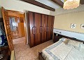 Finca de 4 chambres avec piscine et joli jardin à 10 minutes à pied de la ville de Sax in Alicante Dream Homes API 1122