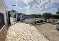 Finca de 4 chambres avec piscine et joli jardin à 10 minutes à pied de la ville de Sax in Alicante Dream Homes API 1122