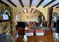 Prachtige finca in Sax met 2 slaapkamers, 1 badkamer en potentieel voor veel meer in Alicante Dream Homes API 1122