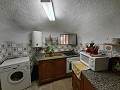 Spacieuse maison troglodyte de 230 m² avec vue sur la montagne près de Pinoso in Alicante Dream Homes API 1122